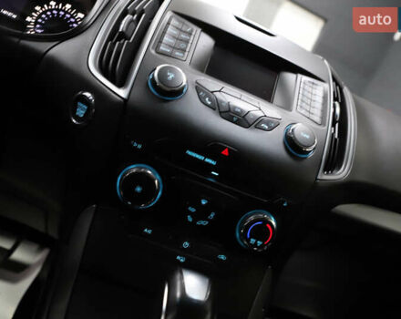 Белый Форд Эдж, объемом двигателя 2 л и пробегом 234 тыс. км за 13900 $, фото 89 на Automoto.ua