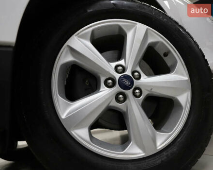 Белый Форд Эдж, объемом двигателя 2 л и пробегом 234 тыс. км за 13900 $, фото 15 на Automoto.ua