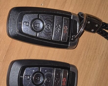 Білий Форд Едж, об'ємом двигуна 2 л та пробігом 113 тис. км за 18500 $, фото 1 на Automoto.ua