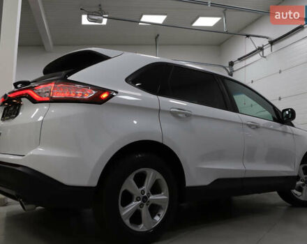 Белый Форд Эдж, объемом двигателя 2 л и пробегом 234 тыс. км за 13900 $, фото 7 на Automoto.ua