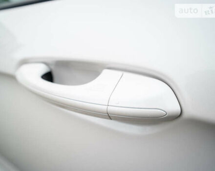 Білий Форд Едж, об'ємом двигуна 2 л та пробігом 39 тис. км за 34800 $, фото 15 на Automoto.ua