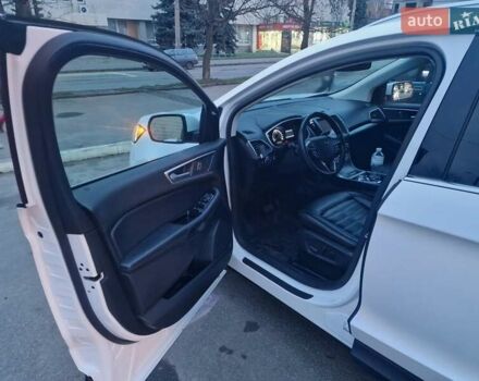 Білий Форд Едж, об'ємом двигуна 2 л та пробігом 88 тис. км за 20000 $, фото 5 на Automoto.ua