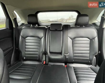 Белый Форд Эдж, объемом двигателя 2 л и пробегом 151 тыс. км за 17500 $, фото 18 на Automoto.ua