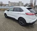 Білий Форд Едж, об'ємом двигуна 2 л та пробігом 113 тис. км за 18500 $, фото 4 на Automoto.ua