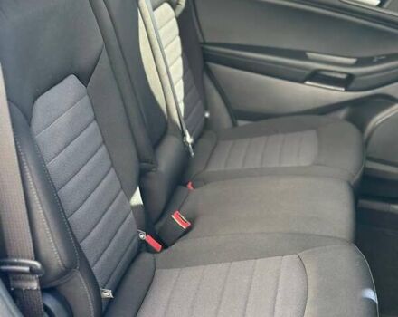 Белый Форд Эдж, объемом двигателя 2 л и пробегом 103 тыс. км за 17500 $, фото 48 на Automoto.ua