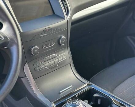 Білий Форд Едж, об'ємом двигуна 2 л та пробігом 103 тис. км за 15900 $, фото 31 на Automoto.ua