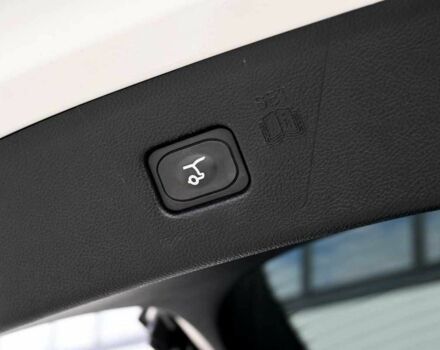 Белый Форд Эдж, объемом двигателя 0 л и пробегом 83 тыс. км за 13800 $, фото 12 на Automoto.ua