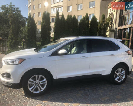 Білий Форд Едж, об'ємом двигуна 2 л та пробігом 111 тис. км за 19500 $, фото 3 на Automoto.ua