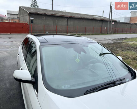 Белый Форд Эдж, объемом двигателя 2 л и пробегом 59 тыс. км за 21400 $, фото 5 на Automoto.ua