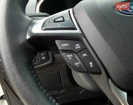 Білий Форд Едж, об'ємом двигуна 2 л та пробігом 160 тис. км за 17999 $, фото 8 на Automoto.ua