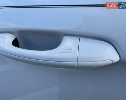 Белый Форд Эдж, объемом двигателя 2 л и пробегом 92 тыс. км за 18500 $, фото 15 на Automoto.ua