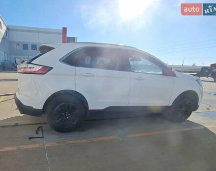 Белый Форд Эдж, объемом двигателя 2 л и пробегом 120 тыс. км за 15950 $, фото 5 на Automoto.ua