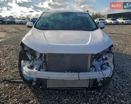 Білий Форд Едж, об'ємом двигуна 2 л та пробігом 33 тис. км за 3900 $, фото 4 на Automoto.ua