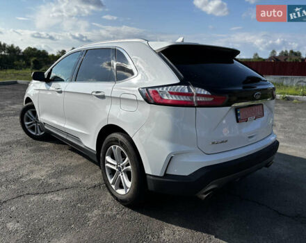 Белый Форд Эдж, объемом двигателя 2 л и пробегом 157 тыс. км за 12999 $, фото 6 на Automoto.ua