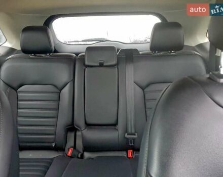 Білий Форд Едж, об'ємом двигуна 2 л та пробігом 136 тис. км за 3600 $, фото 9 на Automoto.ua