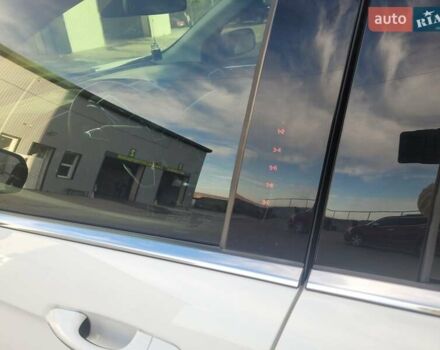 Белый Форд Эдж, объемом двигателя 2 л и пробегом 155 тыс. км за 21700 $, фото 20 на Automoto.ua