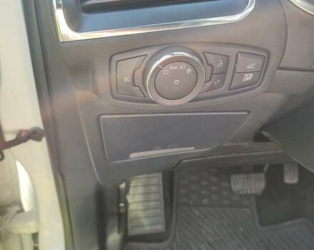 Белый Форд Эдж, объемом двигателя 2 л и пробегом 74 тыс. км за 19950 $, фото 10 на Automoto.ua