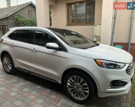 Білий Форд Едж, об'ємом двигуна 2 л та пробігом 73 тис. км за 18999 $, фото 2 на Automoto.ua