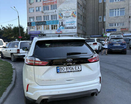 Білий Форд Едж, об'ємом двигуна 2 л та пробігом 77 тис. км за 23000 $, фото 3 на Automoto.ua