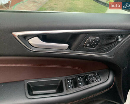 Белый Форд Эдж, объемом двигателя 2 л и пробегом 73 тыс. км за 19950 $, фото 4 на Automoto.ua