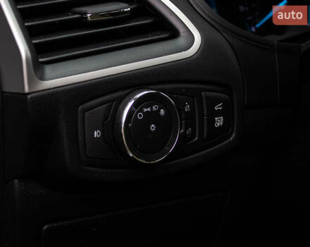 Білий Форд Едж, об'ємом двигуна 2 л та пробігом 39 тис. км за 24200 $, фото 30 на Automoto.ua