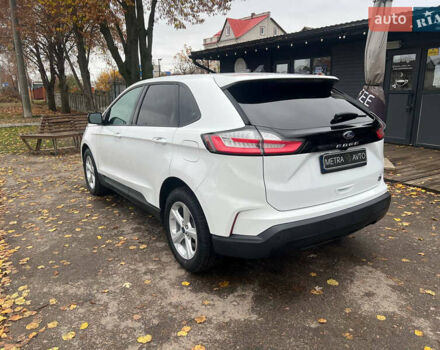 Белый Форд Эдж, объемом двигателя 2 л и пробегом 10 тыс. км за 22500 $, фото 3 на Automoto.ua