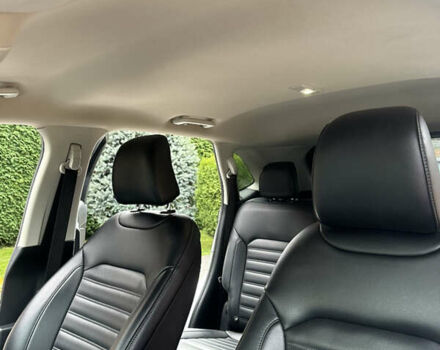 Белый Форд Эдж, объемом двигателя 2 л и пробегом 100 тыс. км за 20999 $, фото 6 на Automoto.ua