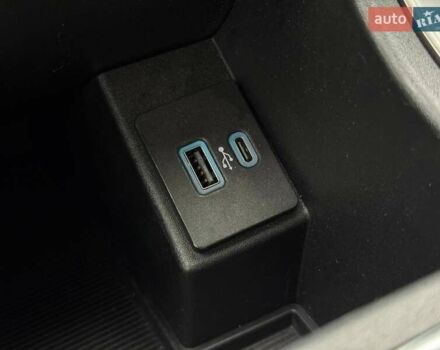 Білий Форд Едж, об'ємом двигуна 2 л та пробігом 117 тис. км за 19799 $, фото 42 на Automoto.ua