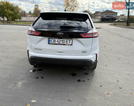 Білий Форд Едж, об'ємом двигуна 2 л та пробігом 80 тис. км за 23000 $, фото 4 на Automoto.ua