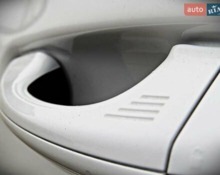 Білий Форд Едж, об'ємом двигуна 2 л та пробігом 125 тис. км за 21000 $, фото 5 на Automoto.ua