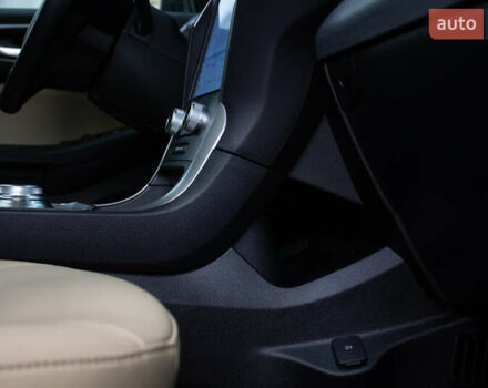 Білий Форд Едж, об'ємом двигуна 2 л та пробігом 39 тис. км за 24200 $, фото 19 на Automoto.ua