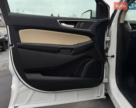 Білий Форд Едж, об'ємом двигуна 2 л та пробігом 117 тис. км за 19799 $, фото 18 на Automoto.ua