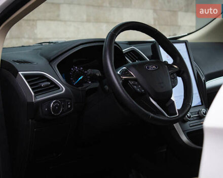 Білий Форд Едж, об'ємом двигуна 2 л та пробігом 39 тис. км за 24200 $, фото 9 на Automoto.ua