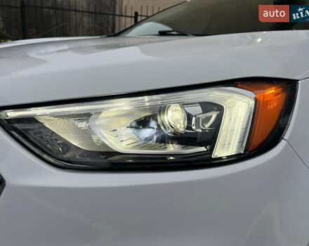 Белый Форд Эдж, объемом двигателя 2 л и пробегом 188 тыс. км за 17800 $, фото 18 на Automoto.ua