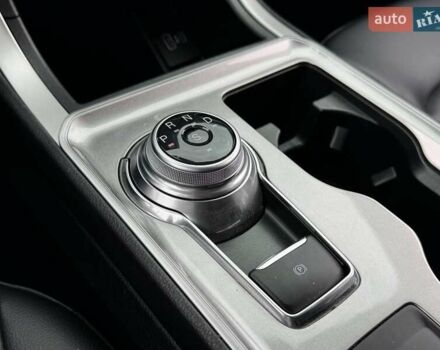 Білий Форд Едж, об'ємом двигуна 2 л та пробігом 19 тис. км за 23800 $, фото 29 на Automoto.ua