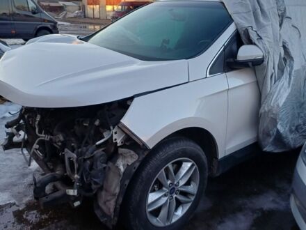 Білий Форд Едж, об'ємом двигуна 0 л та пробігом 190 тис. км за 5600 $, фото 1 на Automoto.ua