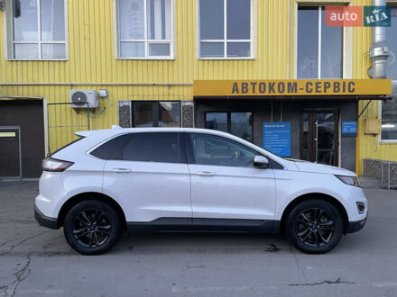 Форд Едж 2015 у Чернігові на Automoto.ua Білий Форд Едж, об'ємом двигуна 3.5 л та пробігом 161 тис. км за 17900 $, фото 1 на Automoto.ua