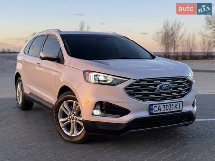 Форд Едж 2019 у Черкасах на Automoto.ua Білий Форд Едж, об'ємом двигуна 2 л та пробігом 99 тис. км за 16599 $, фото 1 на Automoto.ua