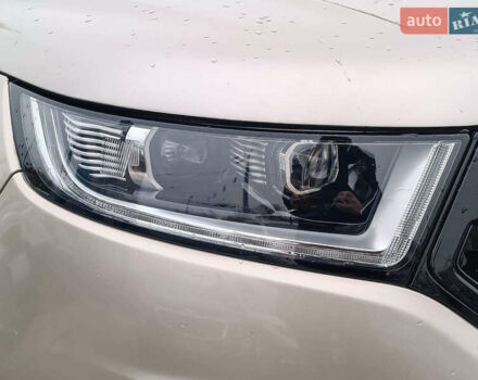 Бежевый Форд Эдж, объемом двигателя 2 л и пробегом 146 тыс. км за 19690 $, фото 5 на Automoto.ua