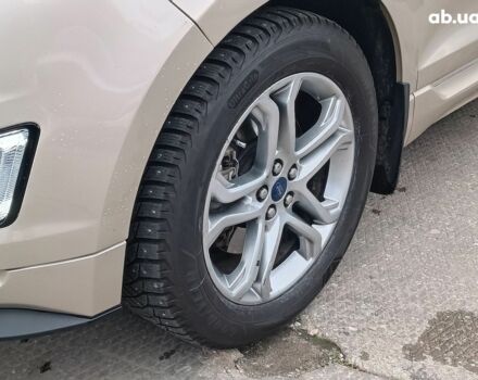 Бежевый Форд Эдж, объемом двигателя 2 л и пробегом 146 тыс. км за 19690 $, фото 3 на Automoto.ua