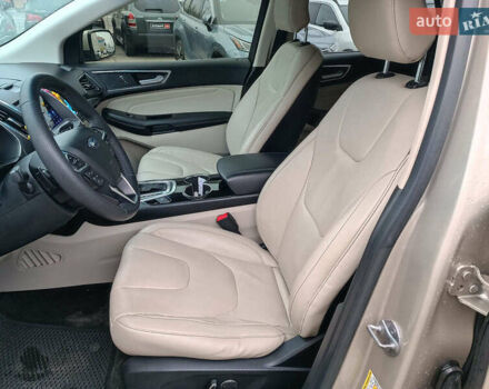 Бежевый Форд Эдж, объемом двигателя 2 л и пробегом 146 тыс. км за 19690 $, фото 18 на Automoto.ua