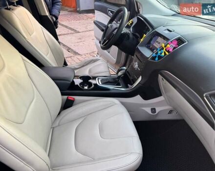 Бежевый Форд Эдж, объемом двигателя 2 л и пробегом 146 тыс. км за 19200 $, фото 6 на Automoto.ua