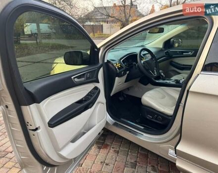 Бежевый Форд Эдж, объемом двигателя 2 л и пробегом 146 тыс. км за 19200 $, фото 7 на Automoto.ua