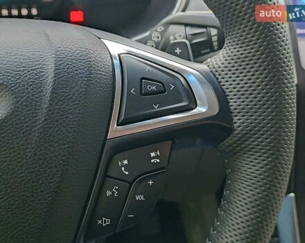 Бежевый Форд Эдж, объемом двигателя 2 л и пробегом 146 тыс. км за 19690 $, фото 26 на Automoto.ua