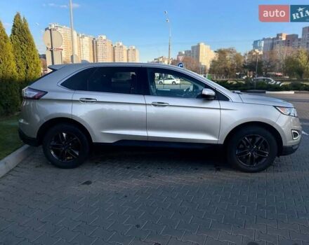 Бежевый Форд Эдж, объемом двигателя 2 л и пробегом 212 тыс. км за 16500 $, фото 3 на Automoto.ua