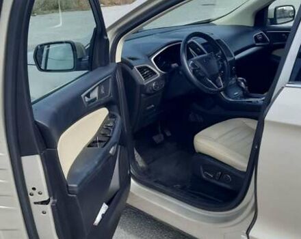 Бежевий Форд Едж, об'ємом двигуна 2 л та пробігом 94 тис. км за 18100 $, фото 8 на Automoto.ua