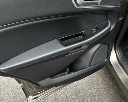 Бежевый Форд Эдж, объемом двигателя 2 л и пробегом 89 тыс. км за 18300 $, фото 24 на Automoto.ua