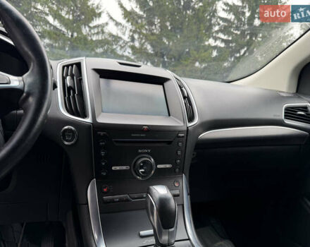 Черный Форд Эдж, объемом двигателя 2 л и пробегом 201 тыс. км за 13500 $, фото 15 на Automoto.ua