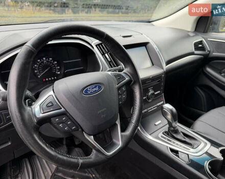 Черный Форд Эдж, объемом двигателя 2 л и пробегом 201 тыс. км за 13000 $, фото 11 на Automoto.ua