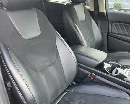 Черный Форд Эдж, объемом двигателя 2.7 л и пробегом 136 тыс. км за 14999 $, фото 3 на Automoto.ua